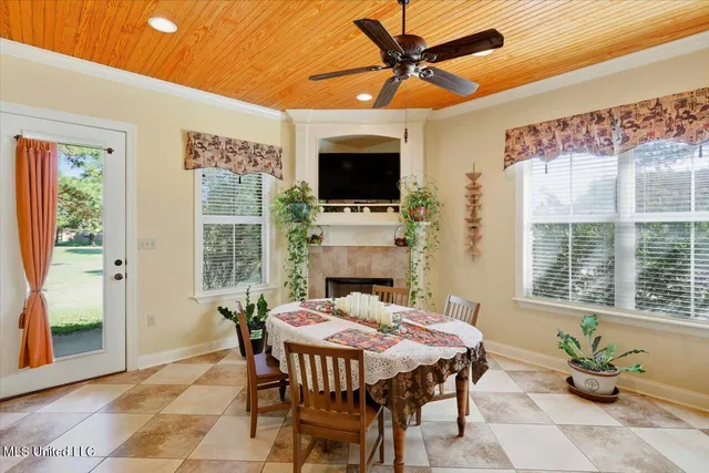 $699,900 | 202 Esplanade Drive, Brandon, MS 39047