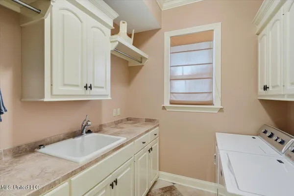 $699,900 | 202 Esplanade Drive, Brandon, MS 39047