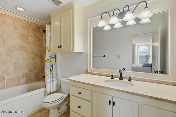 $699,900 | 202 Esplanade Drive, Brandon, MS 39047