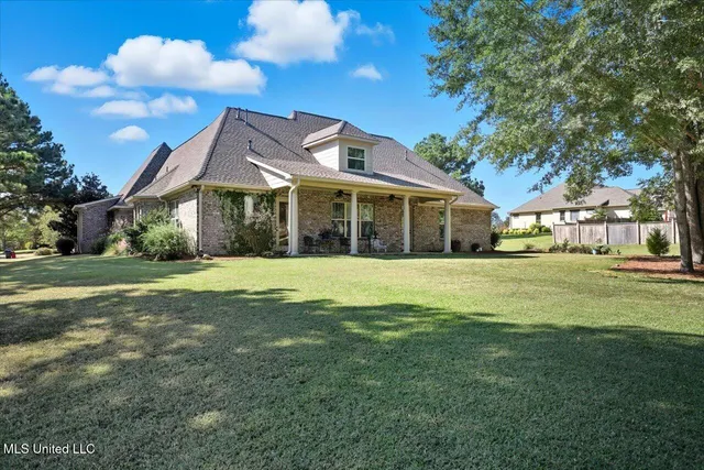 $699,900 | 202 Esplanade Drive, Brandon, MS 39047