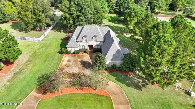 $699,900 | 202 Esplanade Drive, Brandon, MS 39047