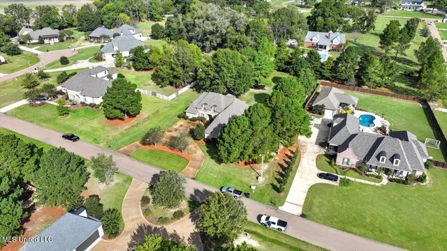 $699,900 | 202 Esplanade Drive, Brandon, MS 39047