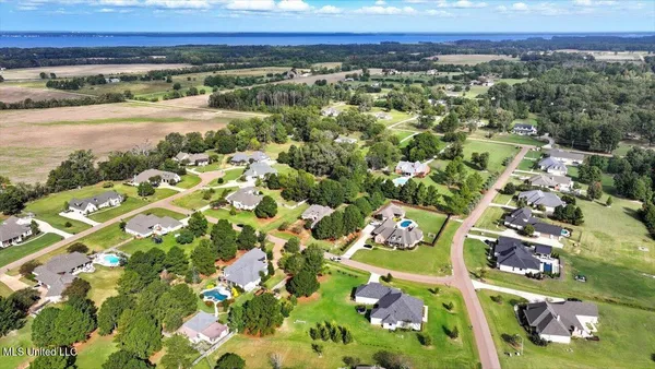 $699,900 | 202 Esplanade Drive, Brandon, MS 39047