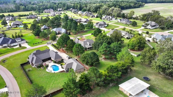 $699,900 | 202 Esplanade Drive, Brandon, MS 39047