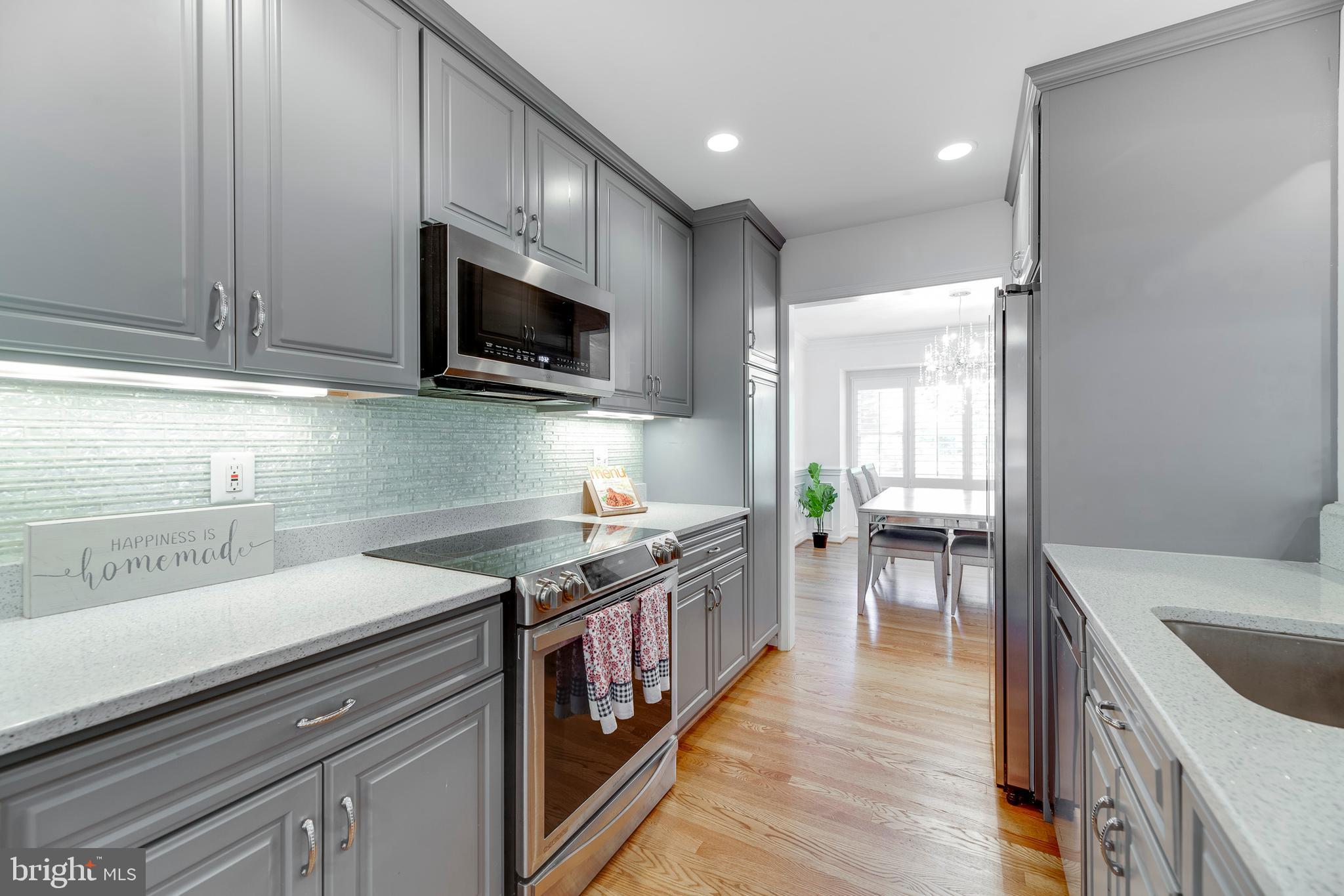 6401 Wainfleet Court Springfield, VA 22152 - Photo 15 of 42 Gallery Image 15