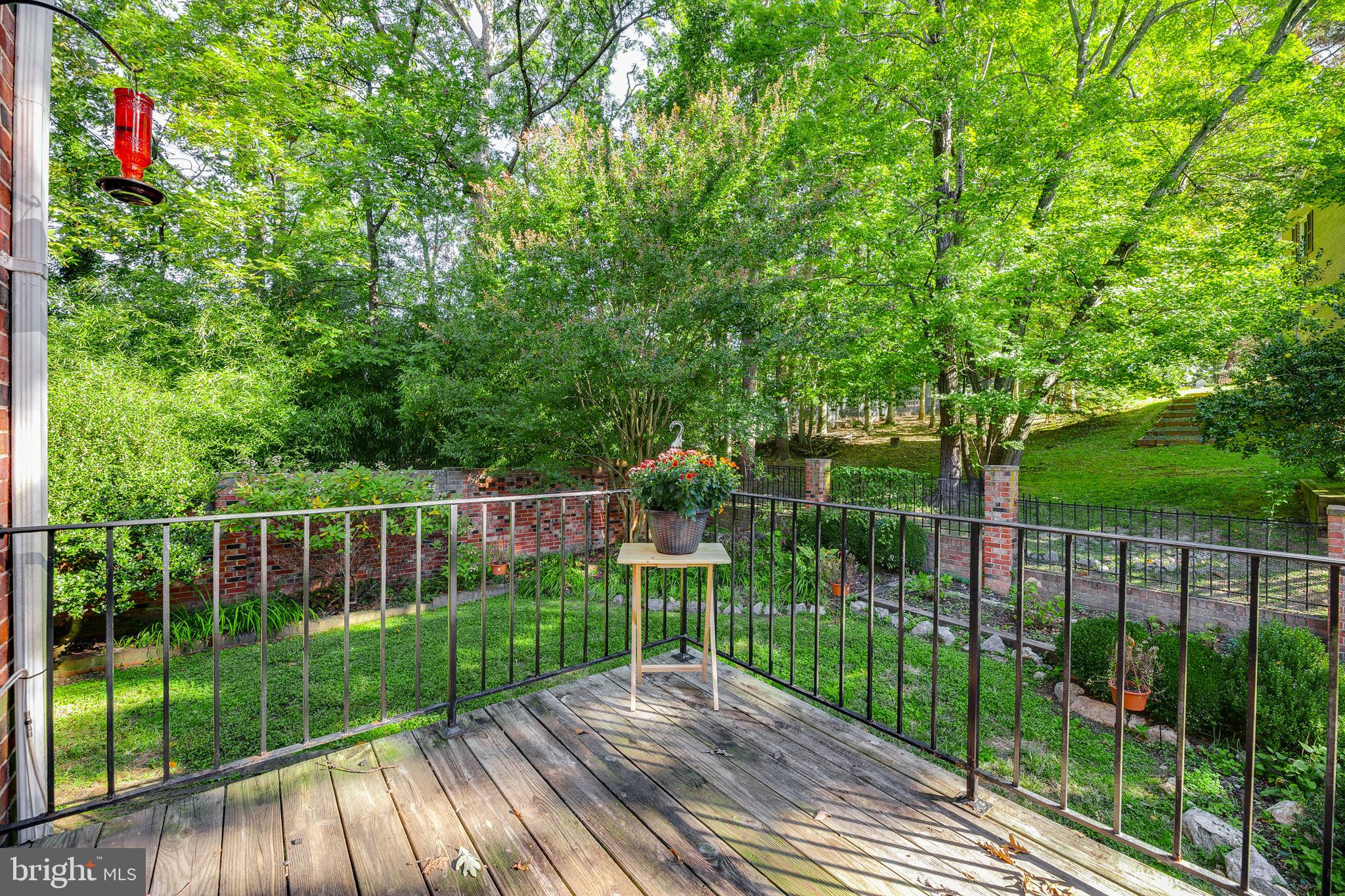 6401 Wainfleet Court Springfield, VA 22152 - Photo 34 of 42 Gallery Image 34