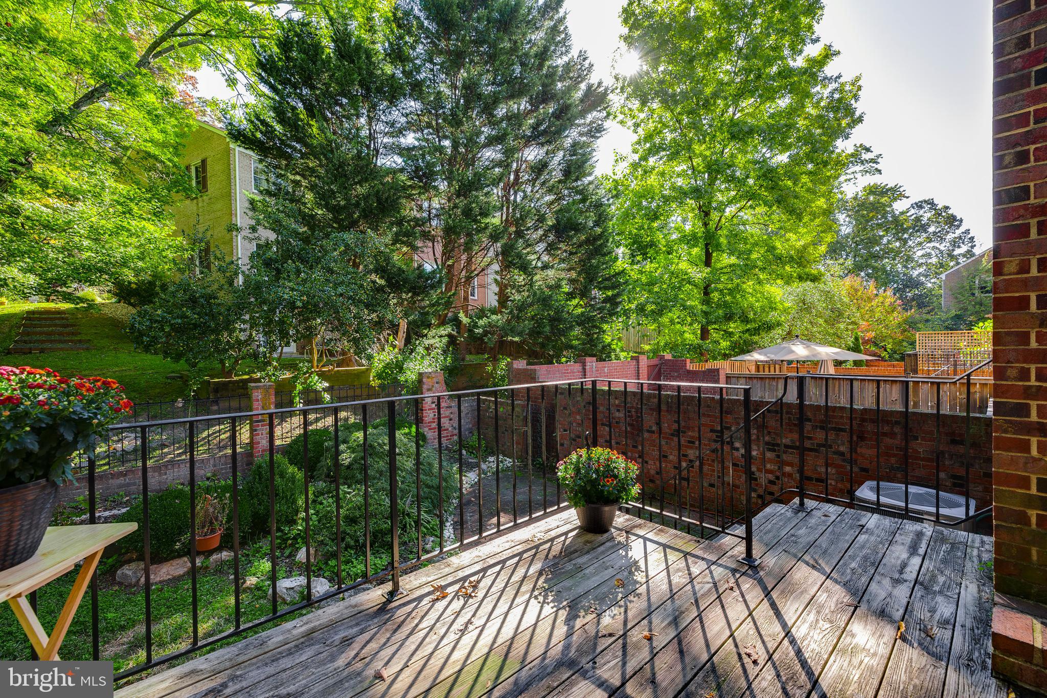 6401 Wainfleet Court Springfield, VA 22152 - Photo 35 of 42 Gallery Image 35