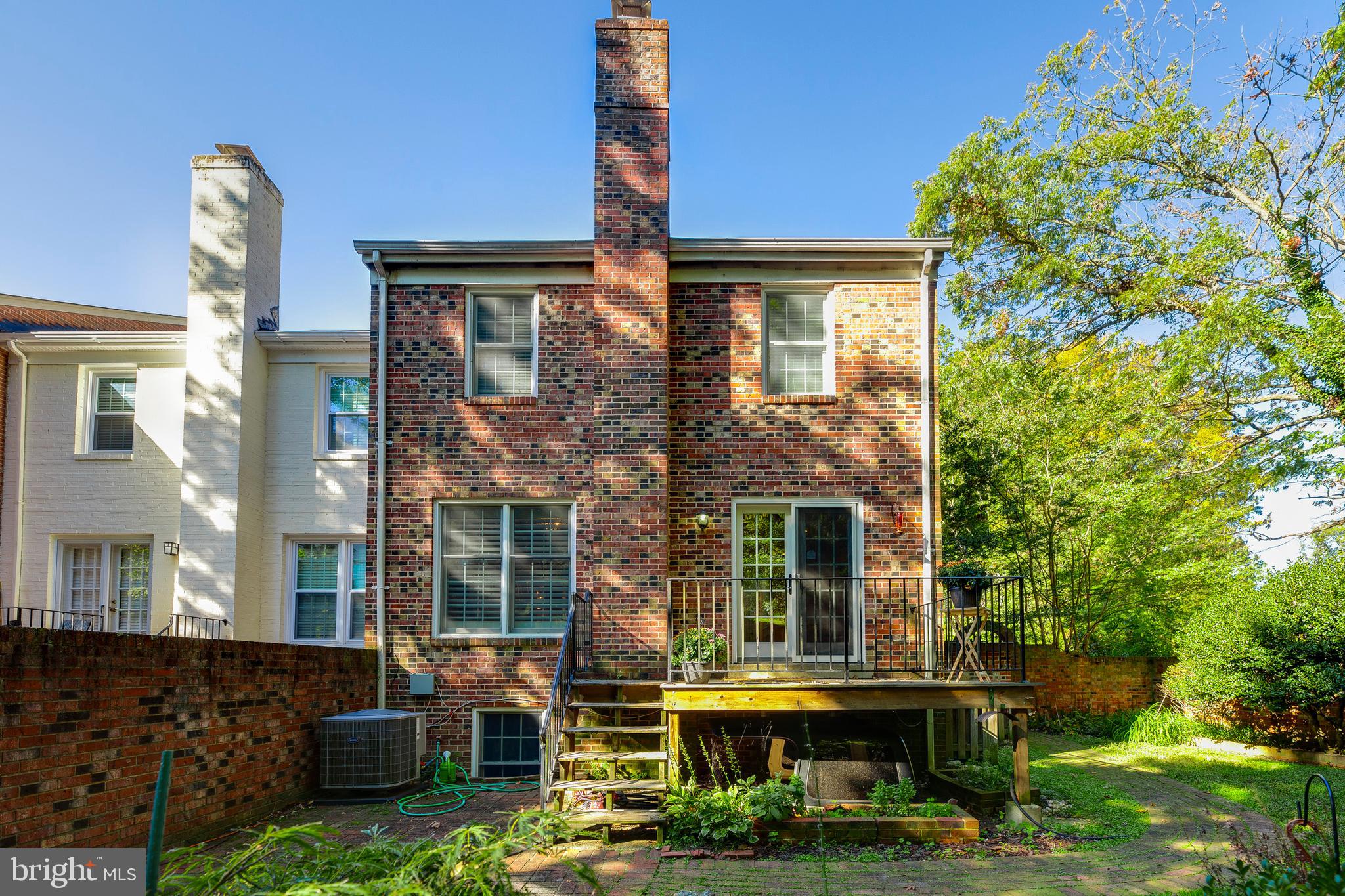 6401 Wainfleet Court Springfield, VA 22152 - Photo 37 of 42 Gallery Image 37