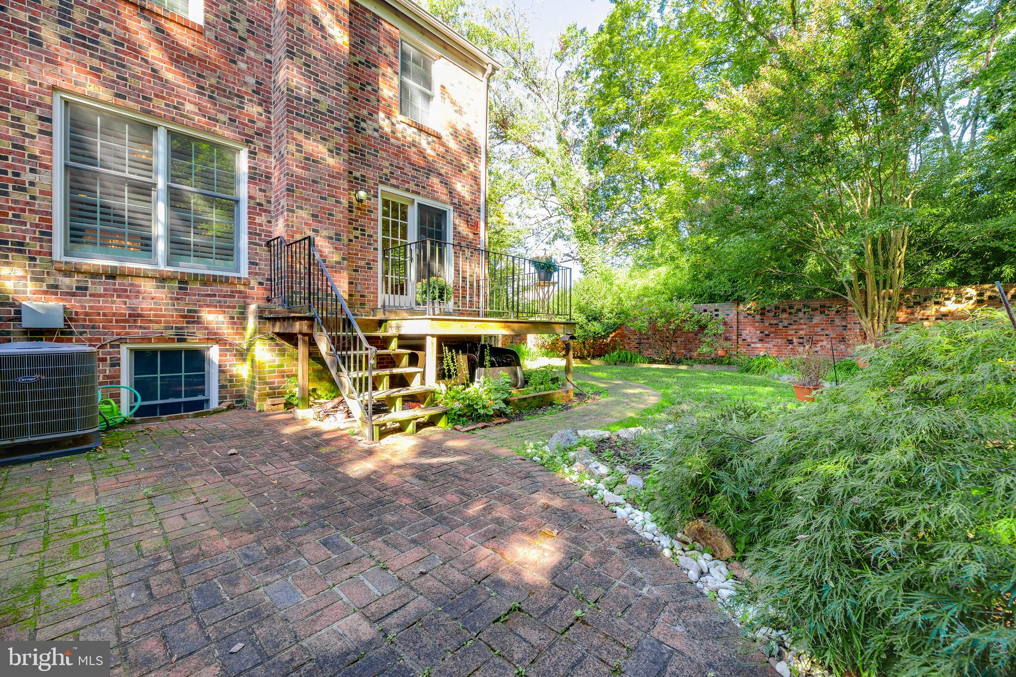 6401 Wainfleet Court Springfield, VA 22152 - Photo 38 of 42 Gallery Image 38