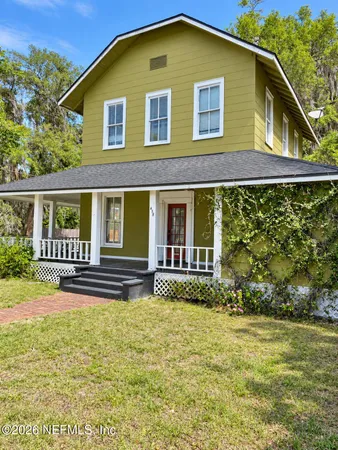 $1,850 | 438 Magnolia Avenue, Green Cove Springs, FL 32043