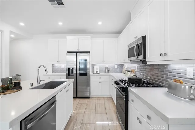 $816,888 | 3040 Cove Street, Rancho Mission Viejo, CA 92694