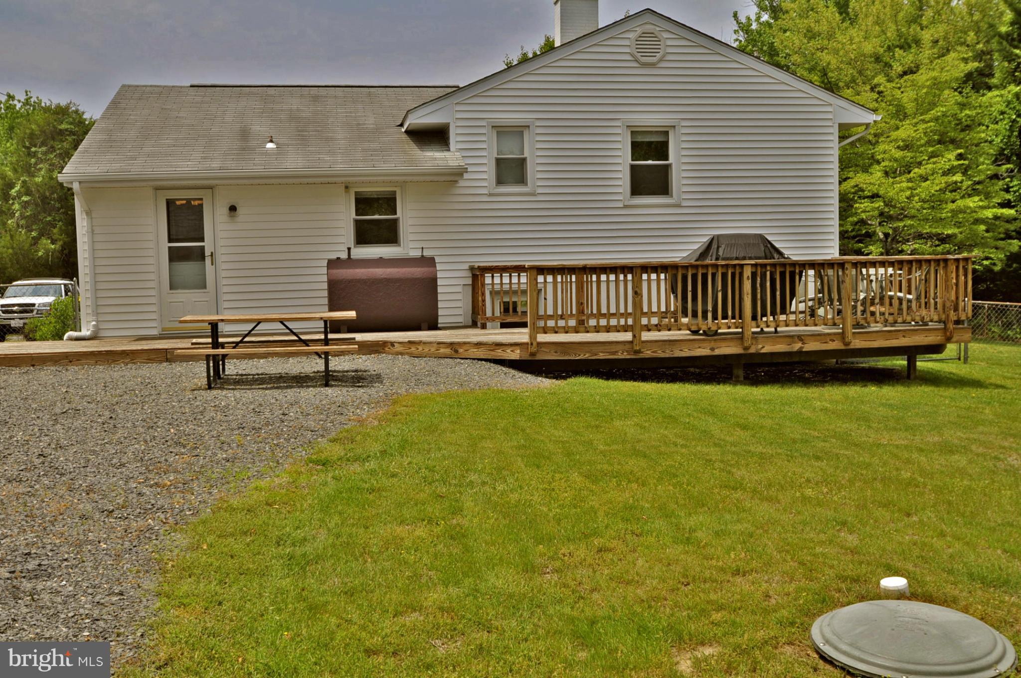 205 Holly Road Edgewater, MD 21037 - Photo 15 of 16 Exterior (Rear)