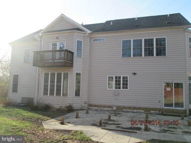 7322 Franklin Road Annandale, VA 22003 - Photo 2 of 3 Exterior (Rear)