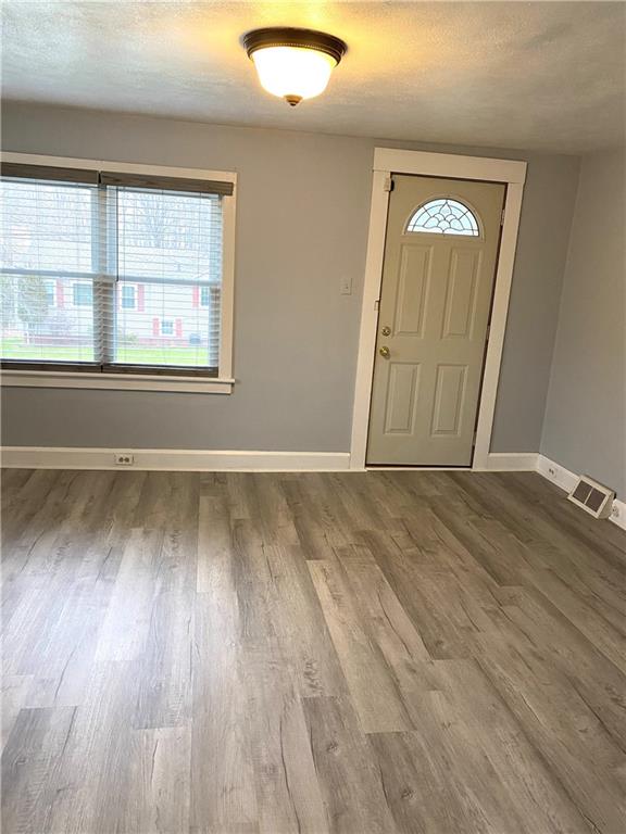 102 Savannah Gardner Road New Castle, PA 16101 - Photo 8 of 16 Gallery Image 8