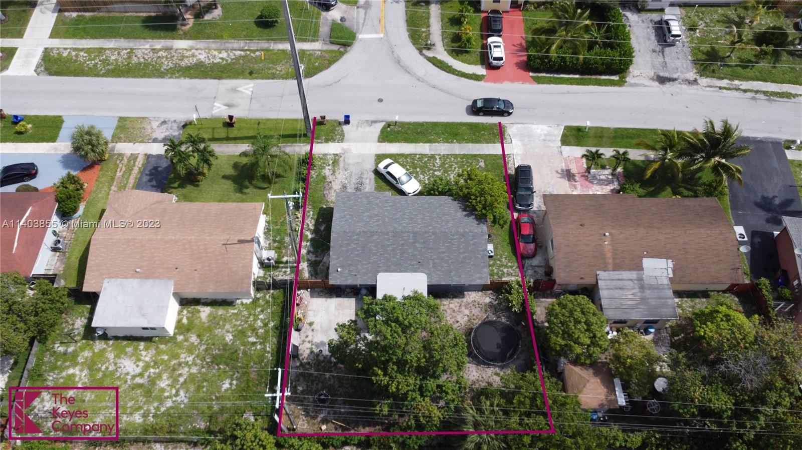 700 Southwest 14th Street Deerfield Beach, FL 33441 - Photo 4 of 6 an aerial view of multiple houses with yard