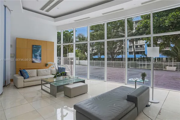 $3,000 | 2101 Brickell Avenue, Unit 2102, Miami, FL 33129