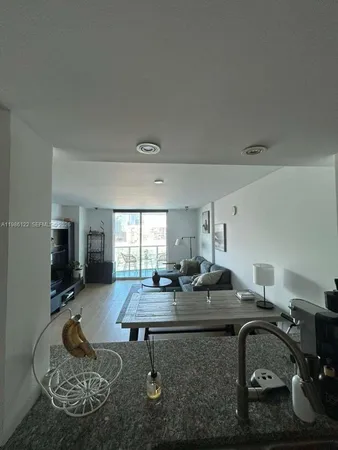 $3,000 | 2101 Brickell Avenue, Unit 2102, Miami, FL 33129