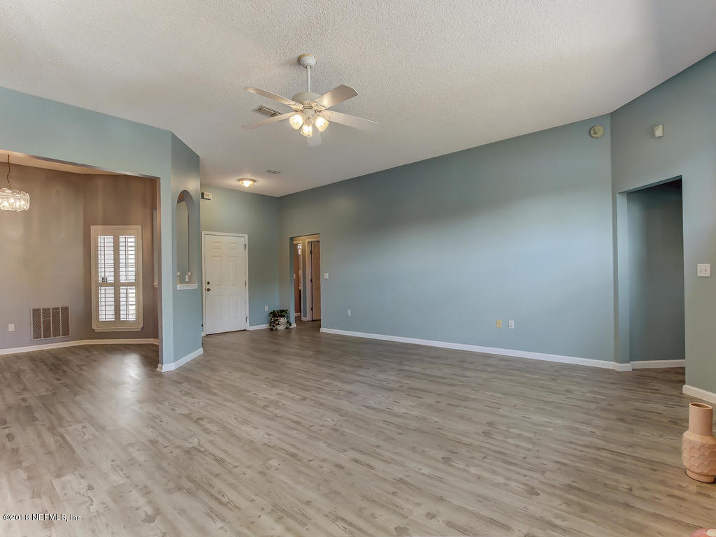 3827 Star Leaf Road Jacksonville, FL 32210 - Photo 16 of 50 Great Room