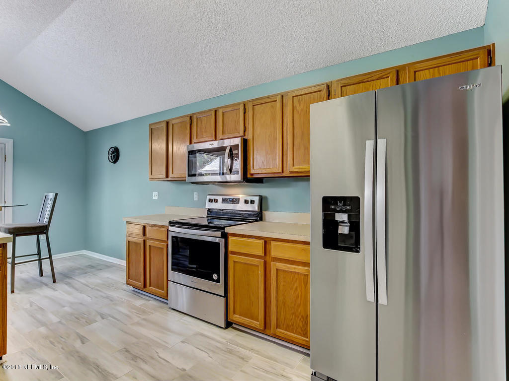 3827 Star Leaf Road Jacksonville, FL 32210 - Photo 22 of 50 Kitchen