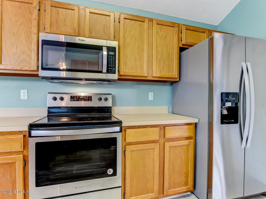 3827 Star Leaf Road Jacksonville, FL 32210 - Photo 23 of 50 Kitchen 2
