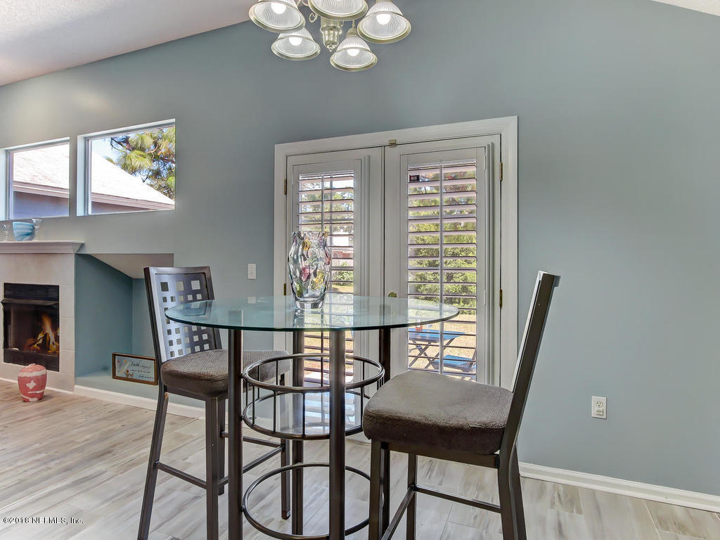 3827 Star Leaf Road Jacksonville, FL 32210 - Photo 26 of 50 Eat-In Kitchen