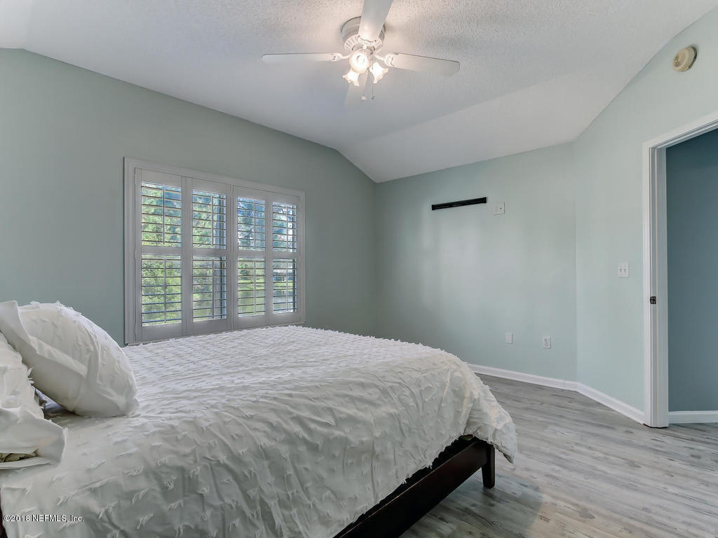 3827 Star Leaf Road Jacksonville, FL 32210 - Photo 30 of 50 Master Bedroom