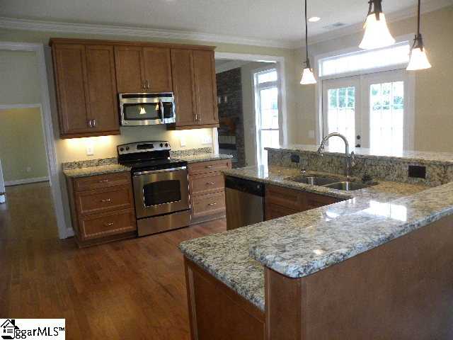 317 Aleutian Way Fountain Inn, SC 29644 - Photo 8 of 23 Gallery Image 8