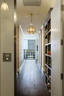 $2,499,000 | 2200 Victory Avenue, Unit 2207, Dallas, TX 75202