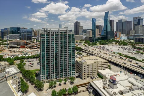 $2,499,000 | 2200 Victory Avenue, Unit 2207, Dallas, TX 75202
