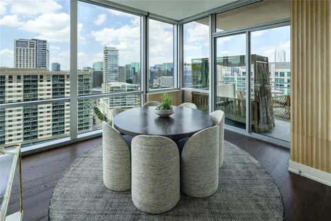 $2,499,000 | 2200 Victory Avenue, Unit 2207, Dallas, TX 75219