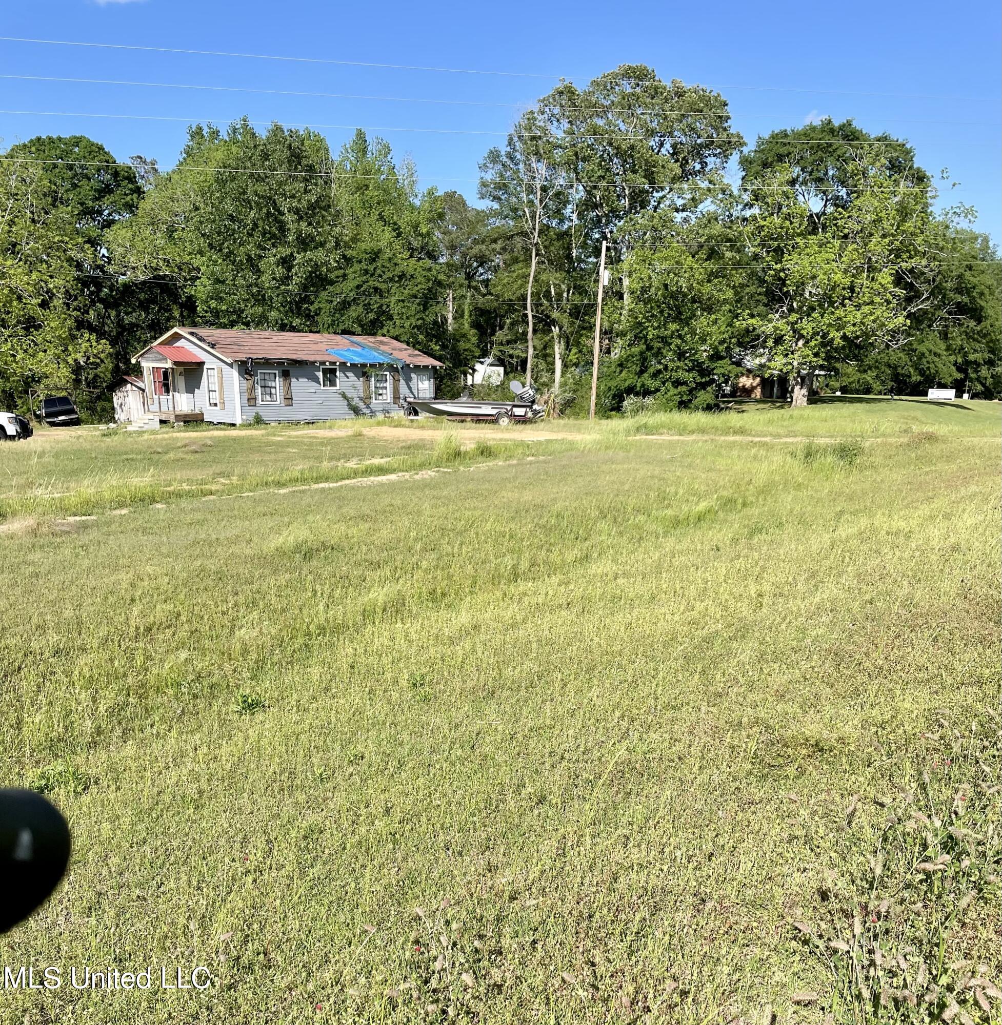 1004 Bethesda Road Hazlehurst, MS 39083 - Photo 2 of 2 IMG_0565