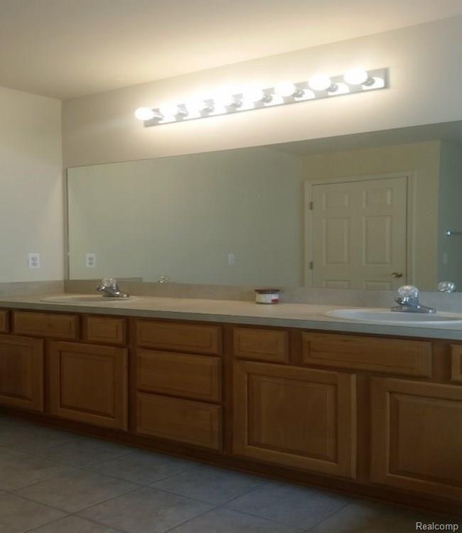 3076 Honor Drive Rochester Hills, MI 48309 - Photo 31 of 58
