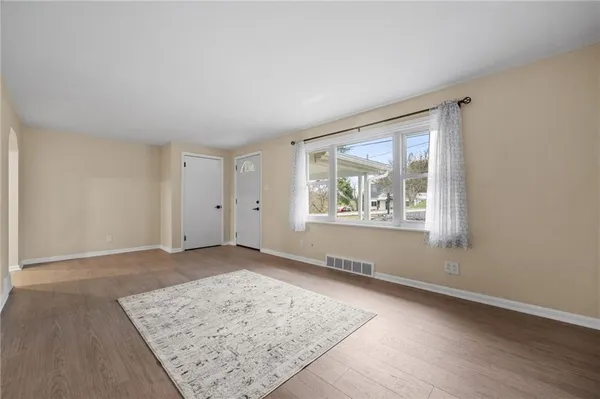 $179,000 | 727 Scenery Drive, Elizabeth, PA 15037