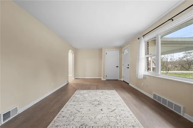 $179,000 | 727 Scenery Drive, Elizabeth, PA 15037