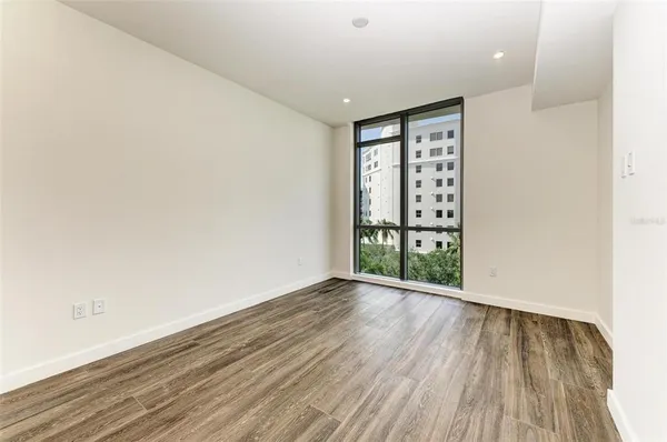 $13,500 | 111 Golden Gate Point, Unit 402, Sarasota, FL 34236