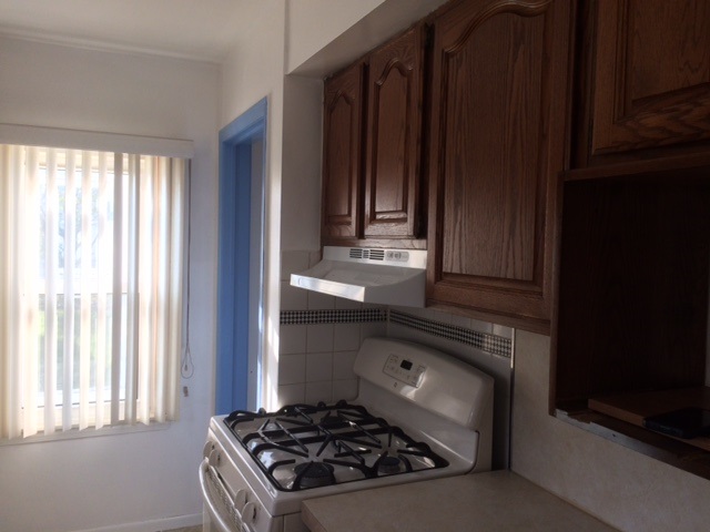 17620 Quarry Road Riverview, MI 48193 - Photo 6 of 15 31360796-5.JPG