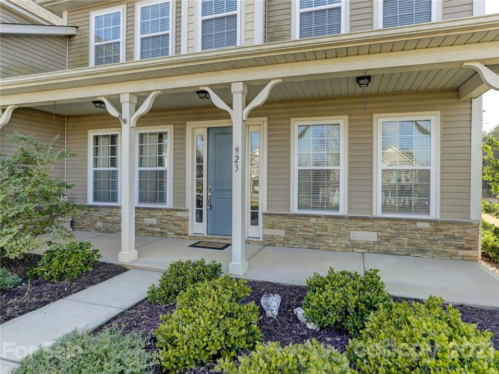 923 Forbes Road Indian Land, SC 29707 - Photo 4 of 48 Gallery Image 4