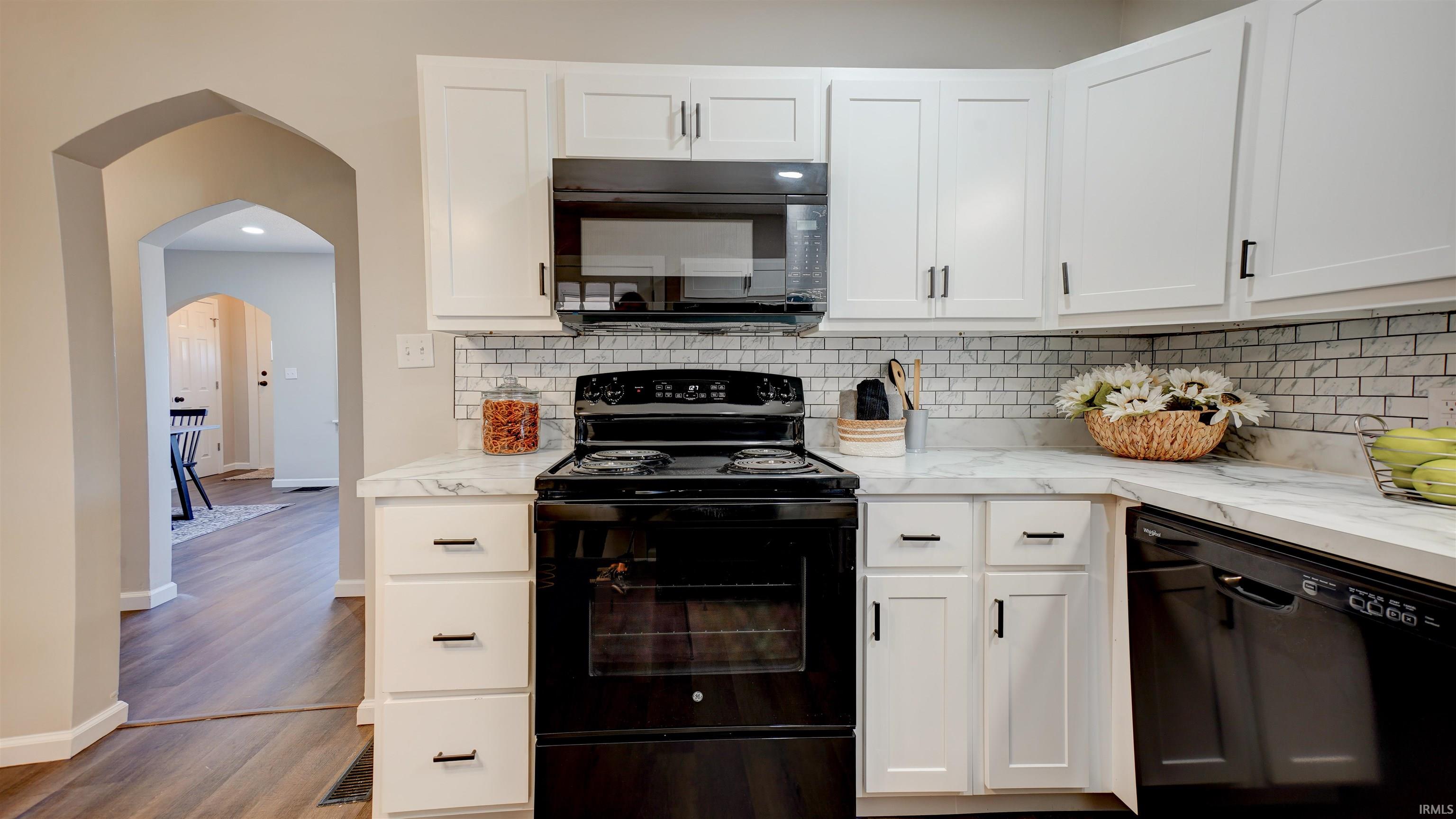 2730 West Mill Road Evansville, IN 47720 - Photo 19 of 32 Gallery Image 19