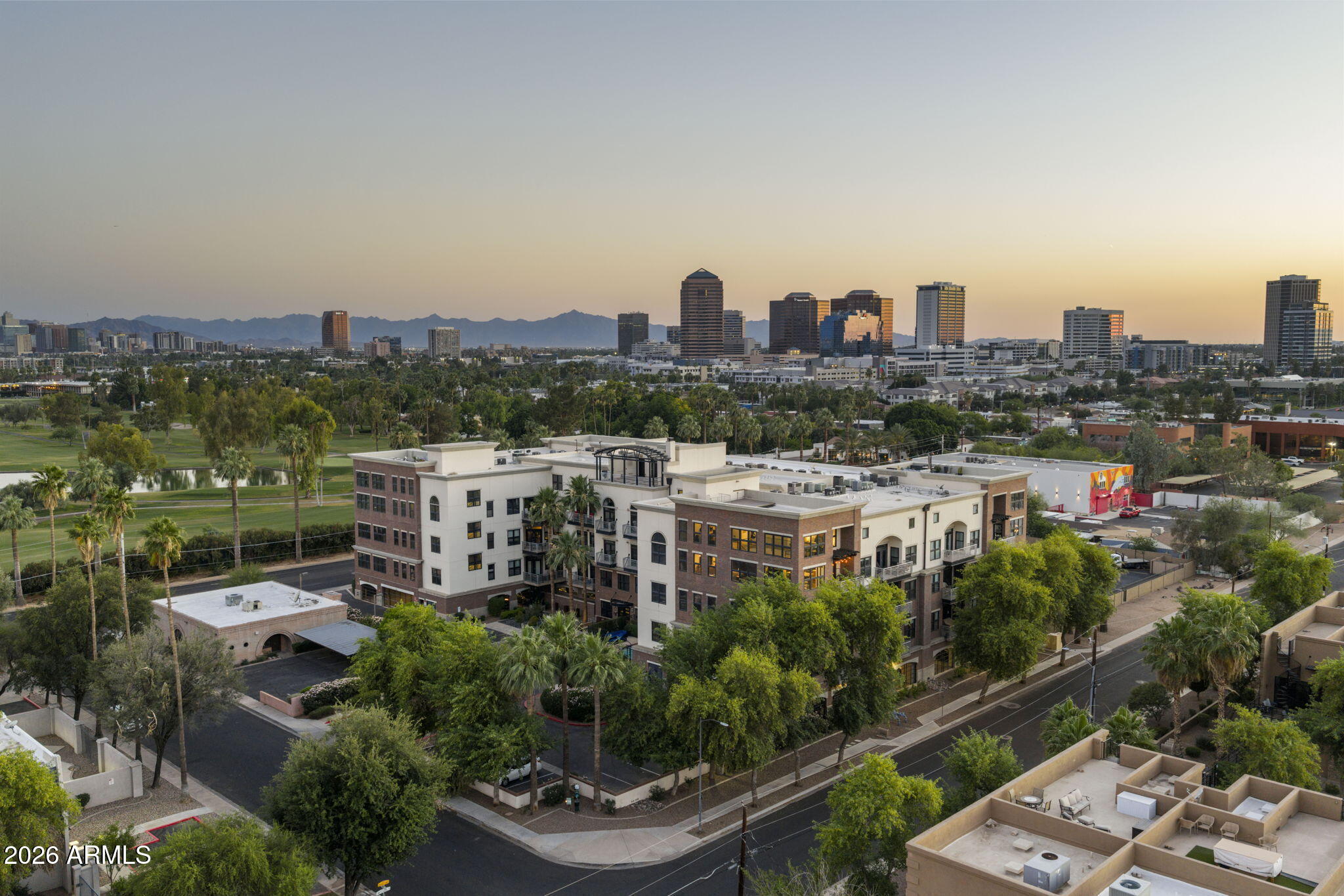 914 East Osborn Road, Unit 418 Phoenix, AZ 85014 - Photo 42 of 48 2-web-or-mls-914-e-osborn-rd-unit-418