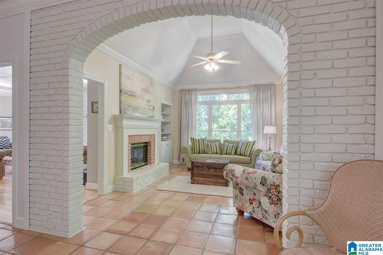 368 Turnberry Road Birmingham, AL 35244 - Photo 8 of 43