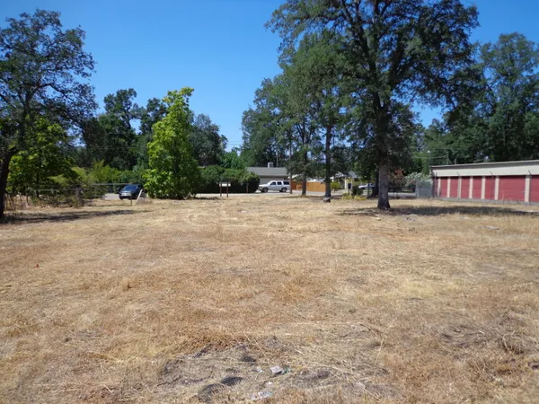 a view of a outdoor space