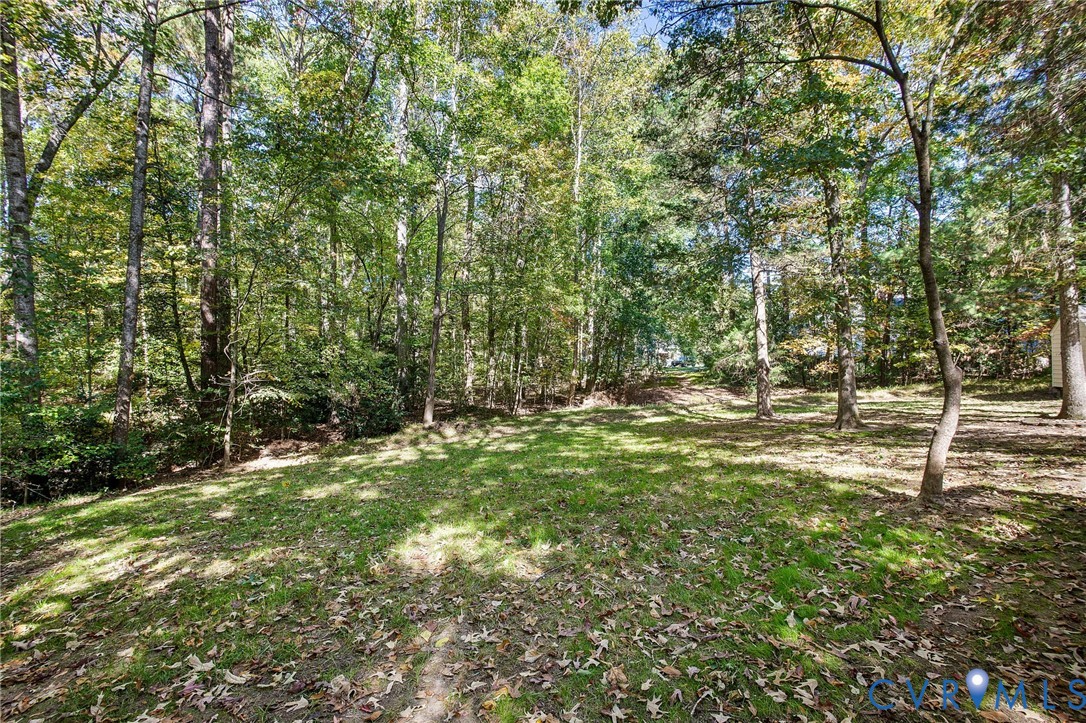 15010 Walnut Bend Road Midlothian, VA 23112 - Photo 33 of 35 a view of outdoor space and yard