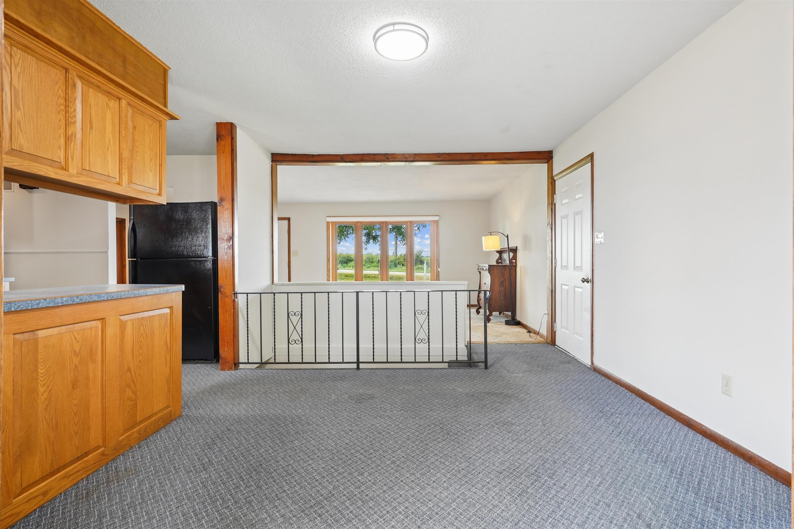 149 East Mt Vernon Road Waterloo, IA 50703 - Photo 9 of 28 Gallery Image 9