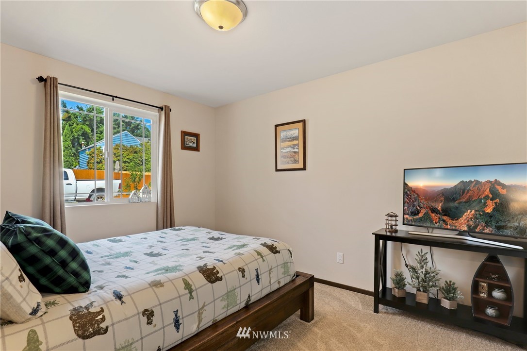 654 Sylvan Way Bremerton, WA 98310 - Photo 19 of 27 Gallery Image 19