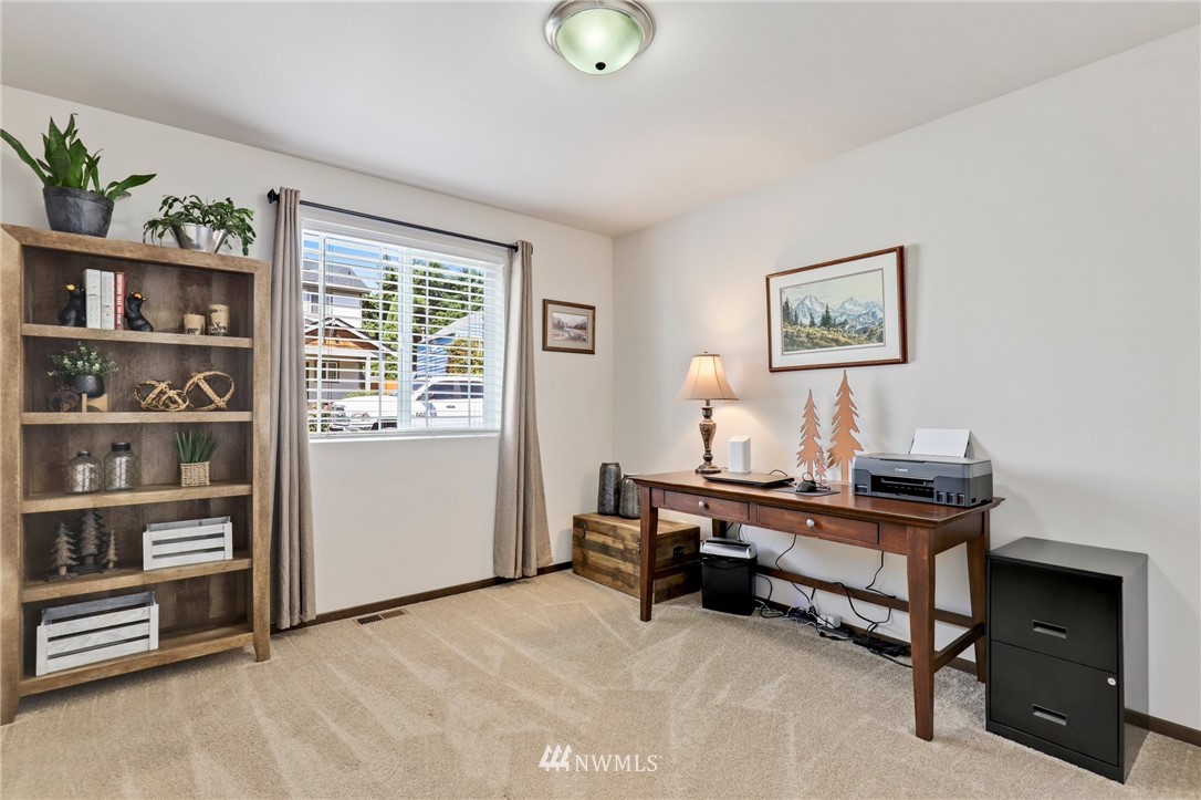 654 Sylvan Way Bremerton, WA 98310 - Photo 21 of 27 Gallery Image 21