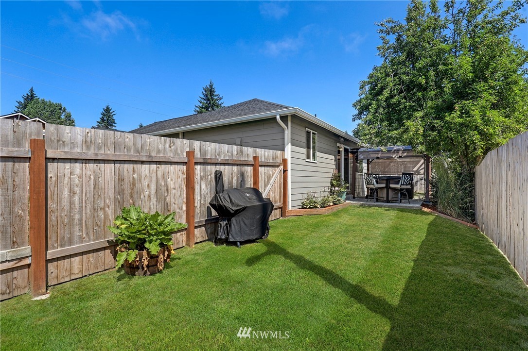 654 Sylvan Way Bremerton, WA 98310 - Photo 24 of 27 Gallery Image 24