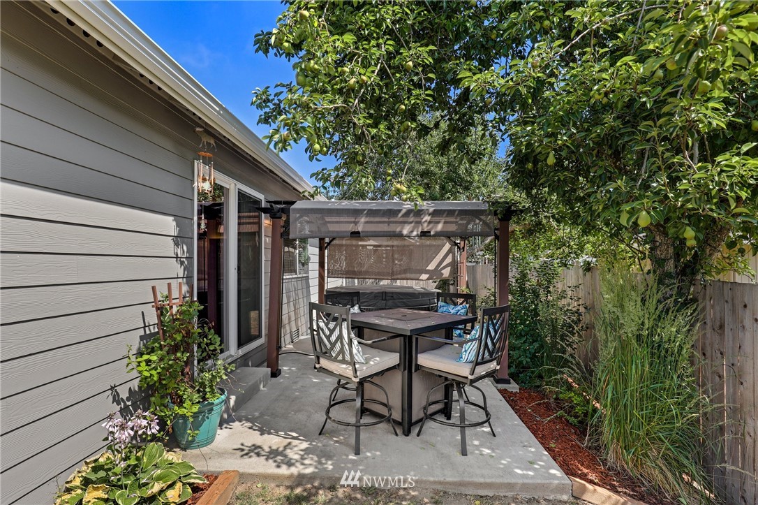 654 Sylvan Way Bremerton, WA 98310 - Photo 26 of 27 Gallery Image 26