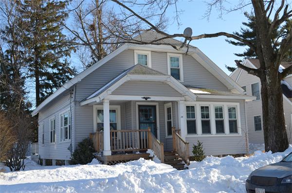 28 Arbutus Road Worcester, MA 01606 - Photo 1 of 26 Gallery Image 1
