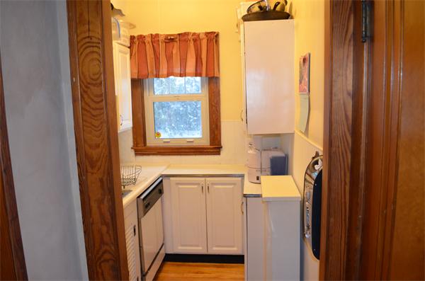 28 Arbutus Road Worcester, MA 01606 - Photo 11 of 26 Gallery Image 11