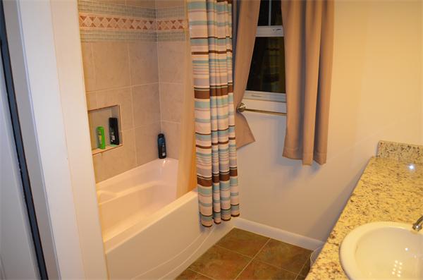28 Arbutus Road Worcester, MA 01606 - Photo 12 of 26 Gallery Image 12